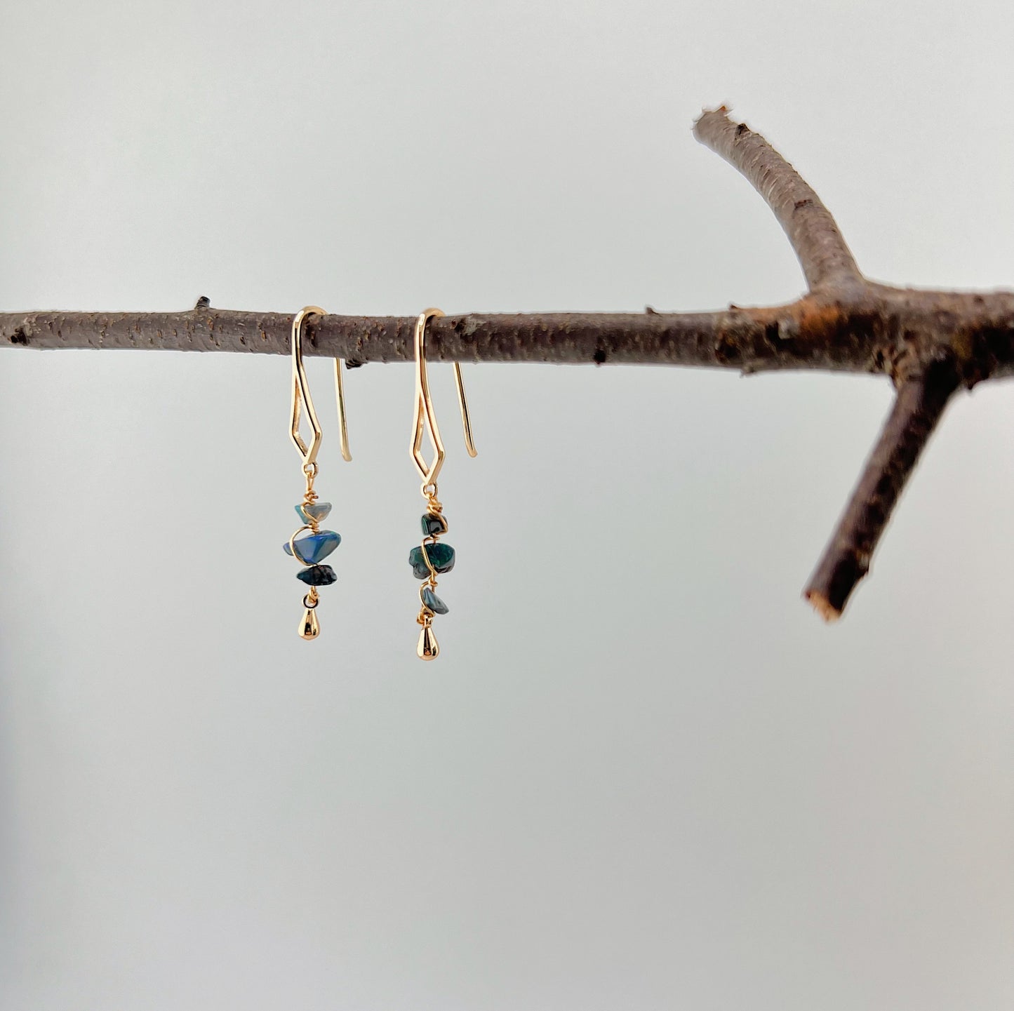 LINNEA - Hängeohrringe mit Natursteinanhängern