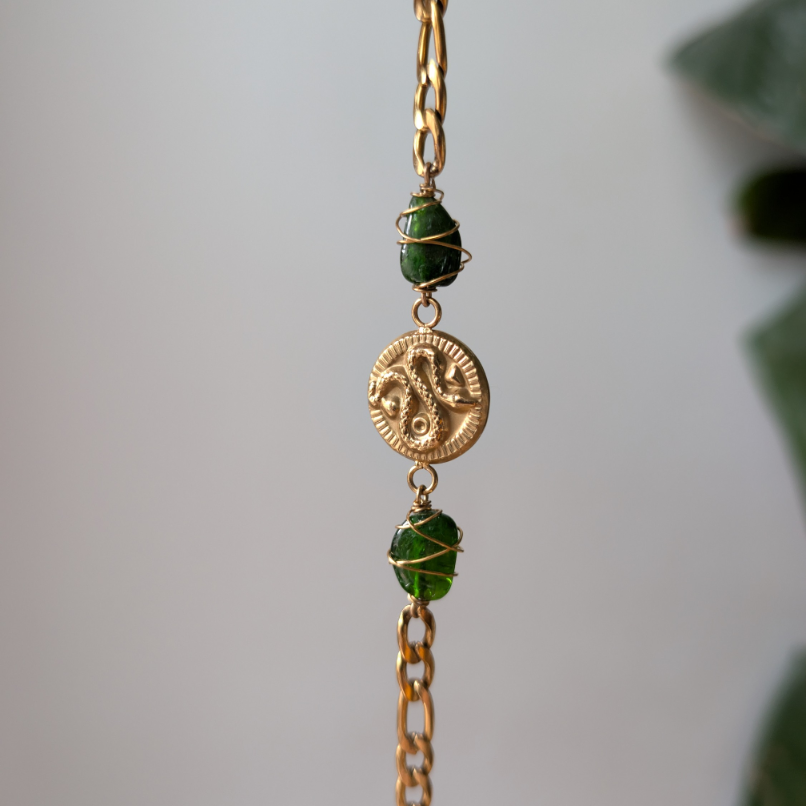 BASILISKA - Armband mit Schlangen-Coin & Diopsid