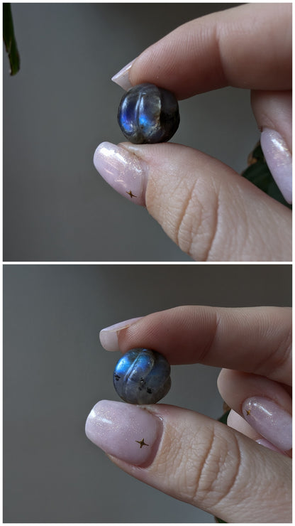 NOCTURNA ✦ Kette mit Labradorit und Luna Motte